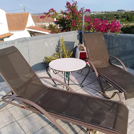 Chapim Azul * Cabrela (Lisbon)